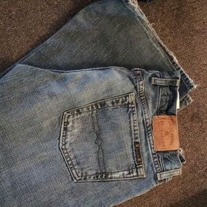 Lucky jeans